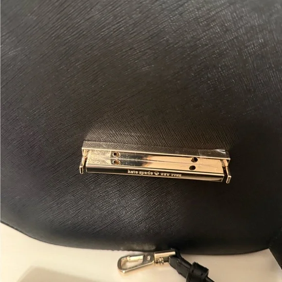 Kate Spade Byrdie Black Crossbody Bag Set with two interchangeable options - Picture 3 of 11